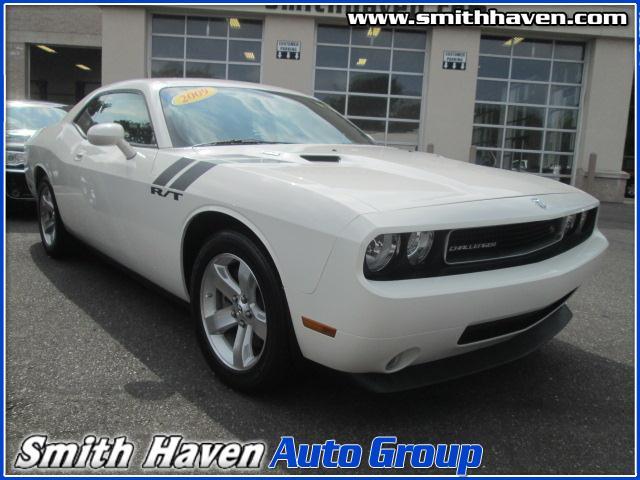 2009 Dodge Challenger ST Quad Cab Short Be