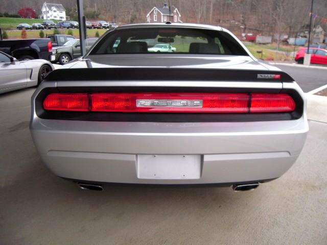 2009 Dodge Challenger 3.5rl W/premium Pkg