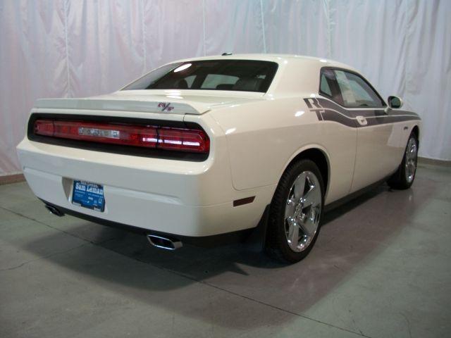 2009 Dodge Challenger SLT 25