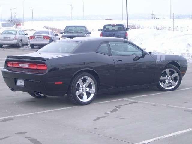 2009 Dodge Challenger SLT 25