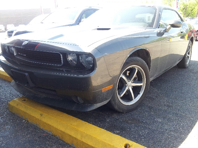 2010 Dodge Challenger SE