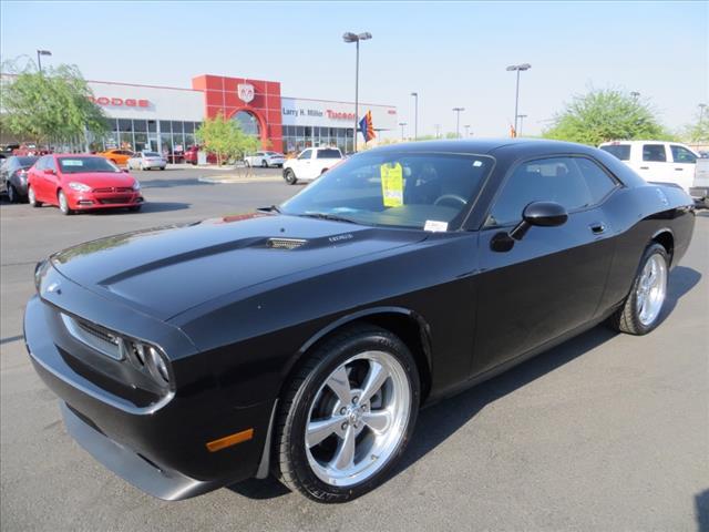 2010 Dodge Challenger Unknown