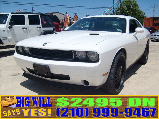 2010 Dodge Challenger SE