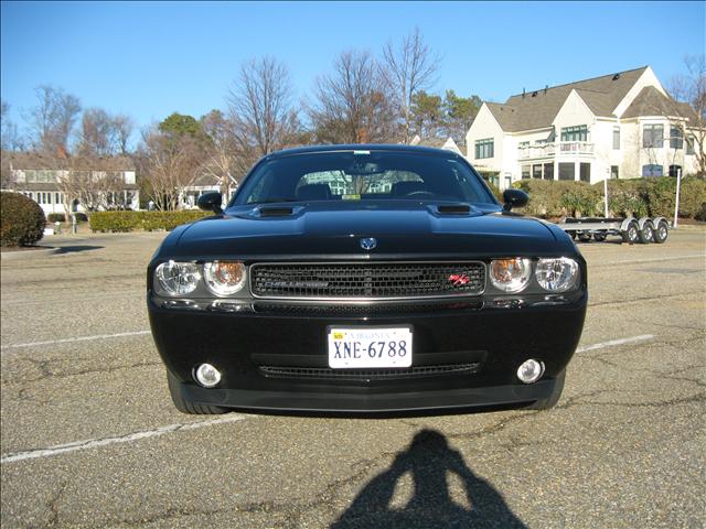 2010 Dodge Challenger LE Must Seedrive