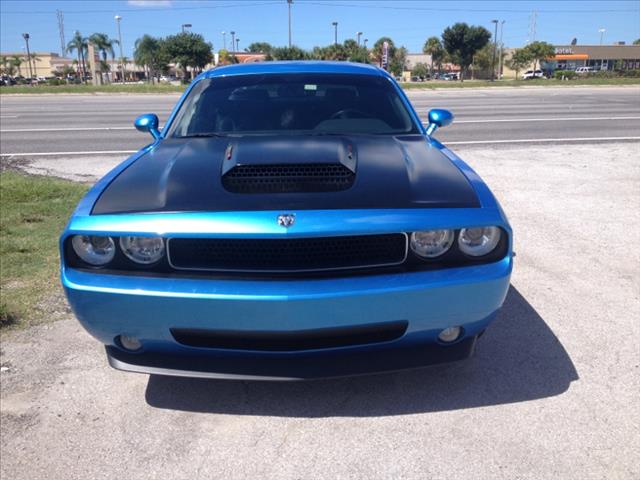 2010 Dodge Challenger Deluxe Convertible