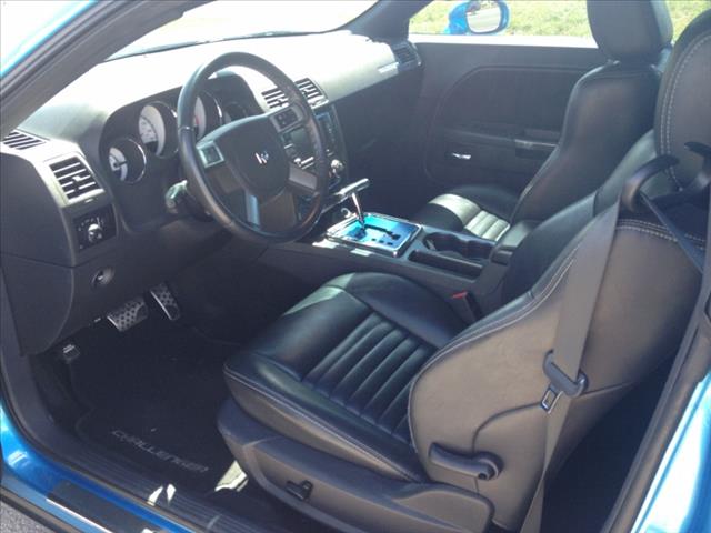 2010 Dodge Challenger Deluxe Convertible