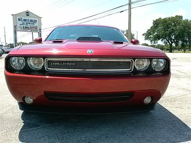 2010 Dodge Challenger Deluxe Convertible