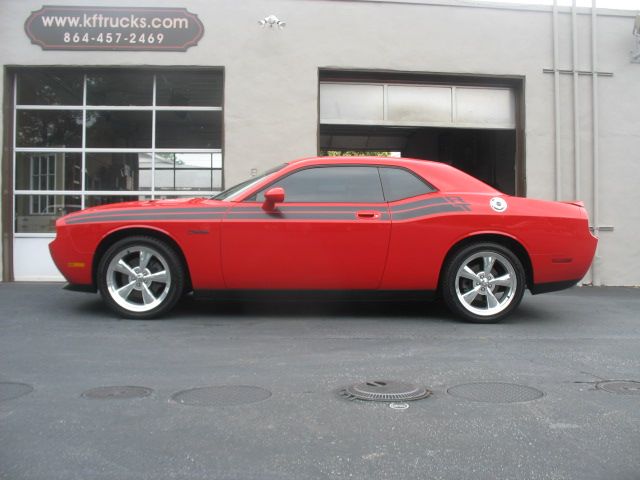 2010 Dodge Challenger Deluxe Convertible