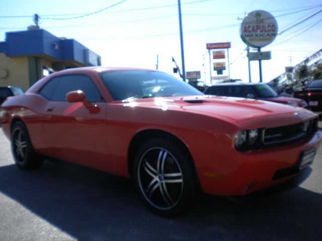 2010 Dodge Challenger Deluxe Convertible