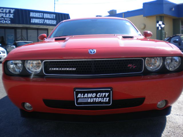 2010 Dodge Challenger Deluxe Convertible