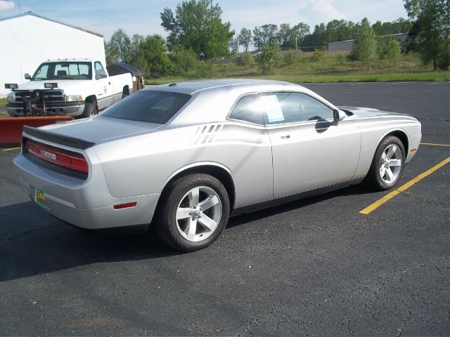 2010 Dodge Challenger SE