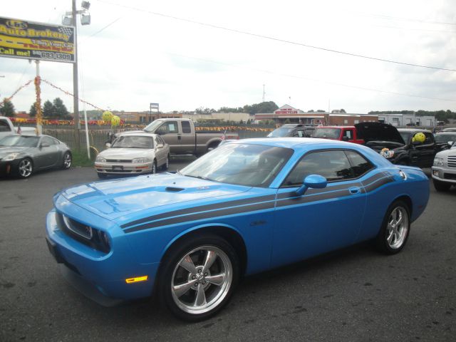 2010 Dodge Challenger 289 Engine AUTO Power Steering, TOP, Brakes