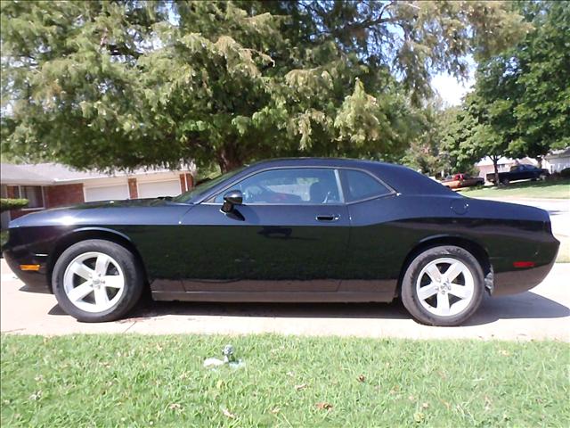 2010 Dodge Challenger SE