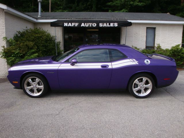 2010 Dodge Challenger Deluxe Convertible