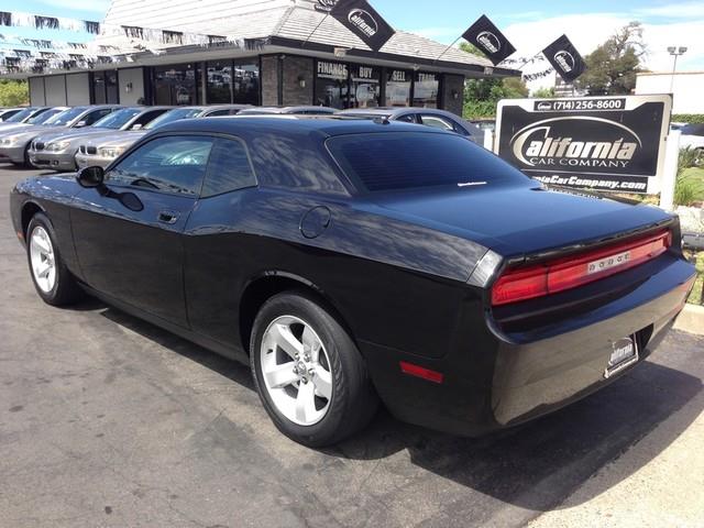 2010 Dodge Challenger SE