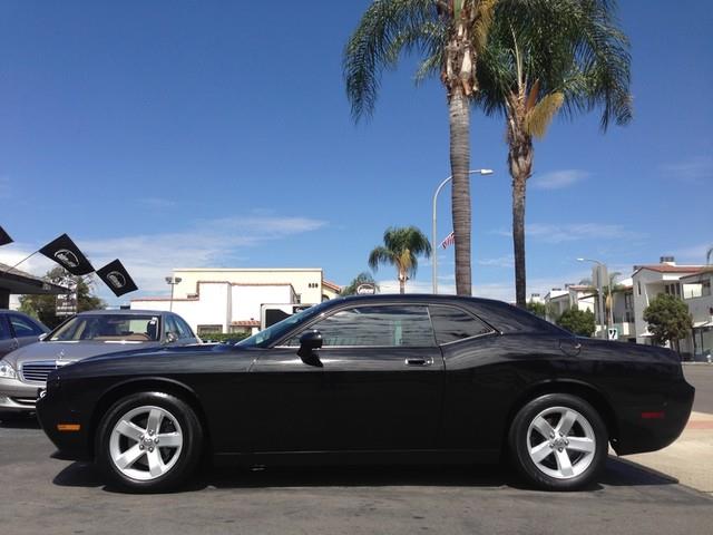 2010 Dodge Challenger SE