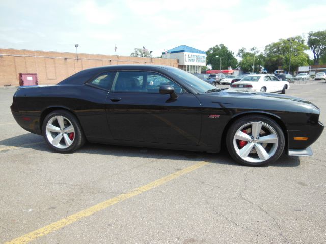 2011 Dodge Challenger XLS 4WD