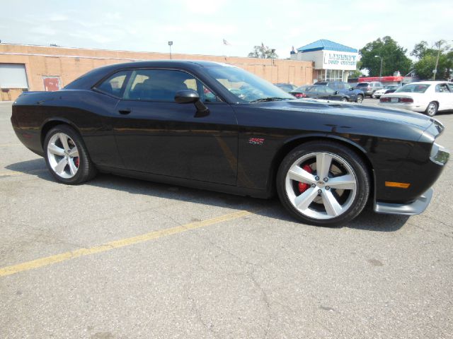 2011 Dodge Challenger XLS 4WD