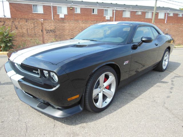 2011 Dodge Challenger XLS 4WD