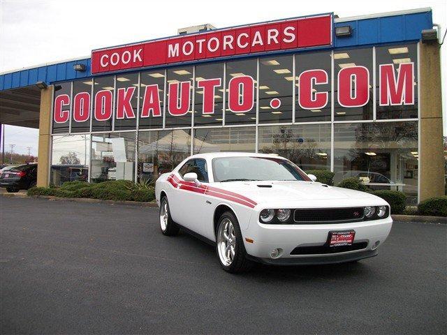 2011 Dodge Challenger SLT 25