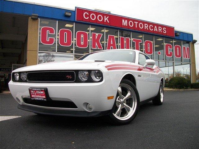 2011 Dodge Challenger SLT 25