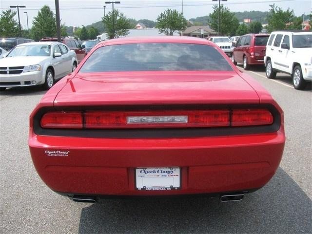 2011 Dodge Challenger Base