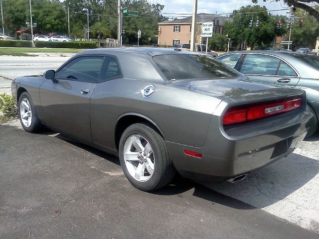 2011 Dodge Challenger SE