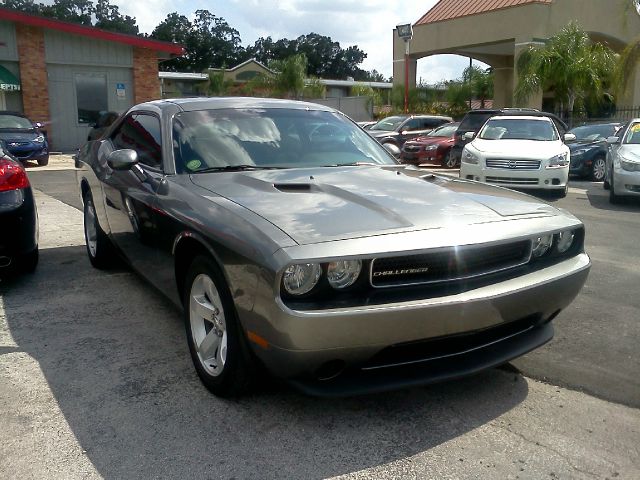 2011 Dodge Challenger SE