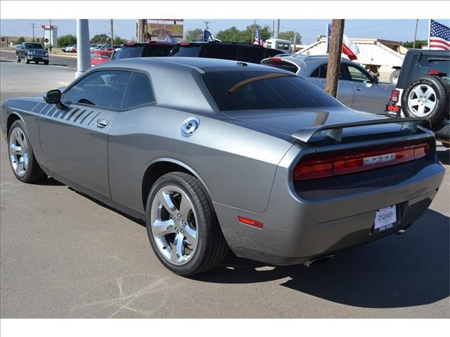 2011 Dodge Challenger ST Quad Cab Short Be