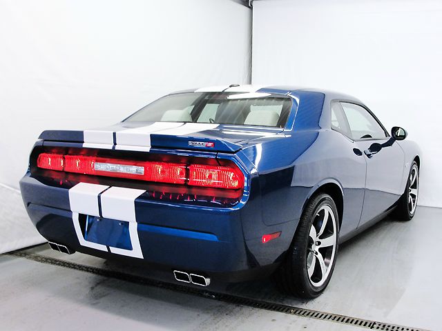 2011 Dodge Challenger XLS 4WD