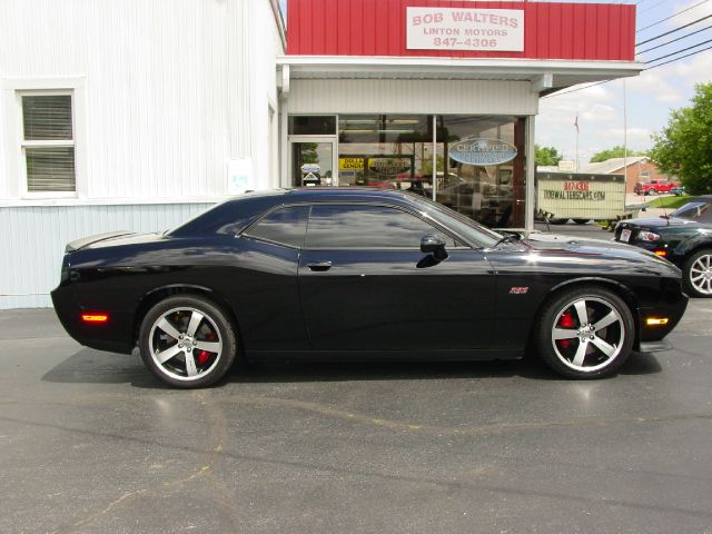 2012 Dodge Challenger XLS 4WD