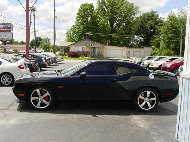 2012 Dodge Challenger XLS 4WD