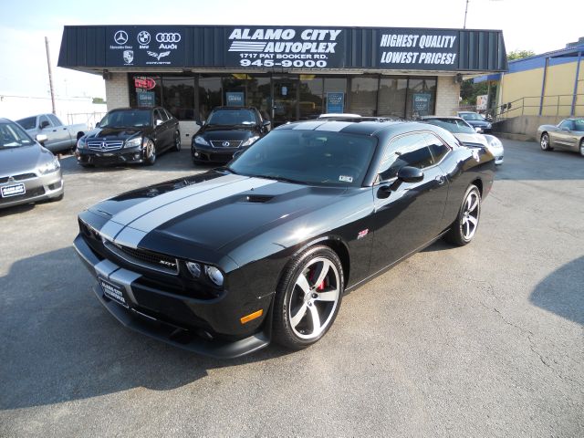 2012 Dodge Challenger XLS 4WD