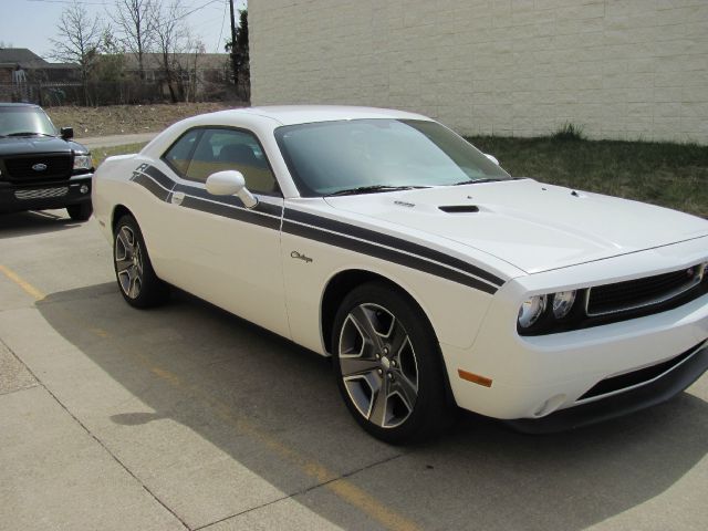 2012 Dodge Challenger Deluxe Convertible