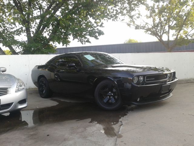 2012 Dodge Challenger GL I4 Manual