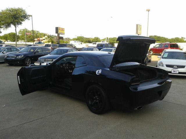 2012 Dodge Challenger GL I4 Manual