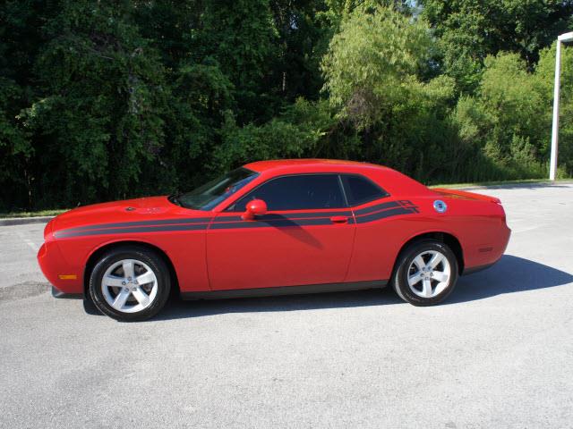 2012 Dodge Challenger Deluxe Convertible