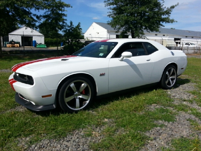 2012 Dodge Challenger XLS 4WD