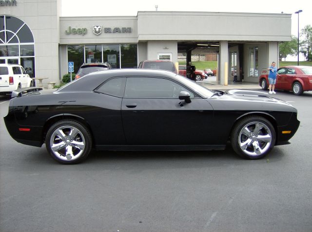 2012 Dodge Challenger Deluxe Convertible