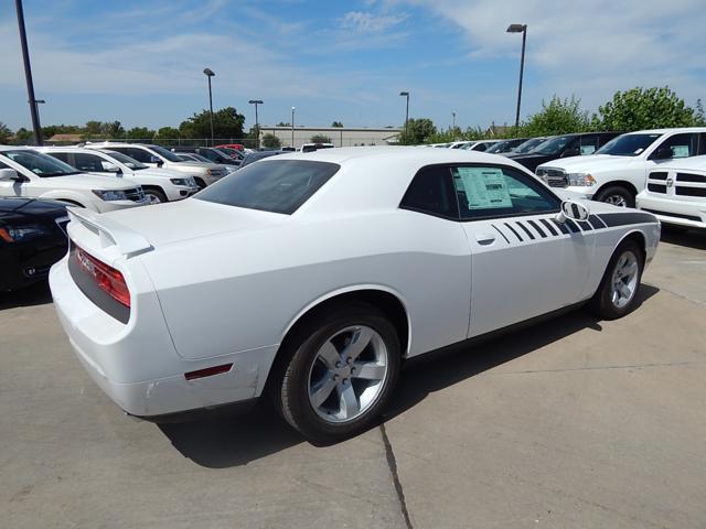 2013 Dodge Challenger Deluxe Convertible