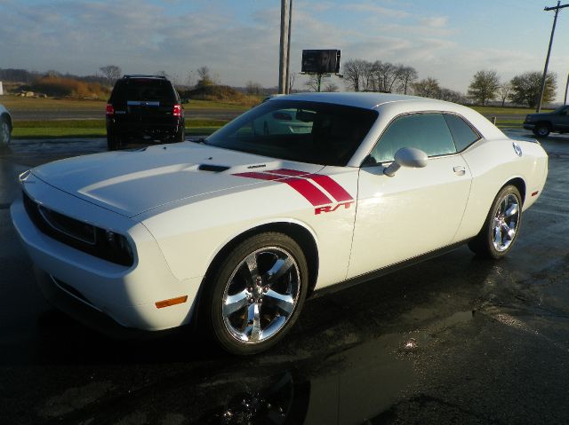 2013 Dodge Challenger Deluxe Convertible