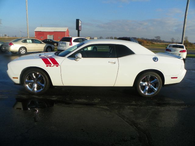 2013 Dodge Challenger Deluxe Convertible