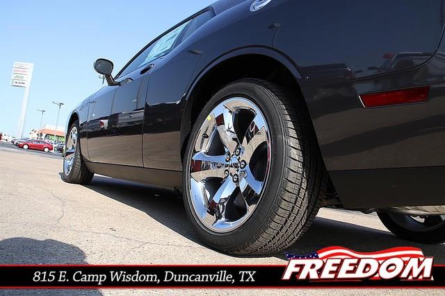 2014 Dodge Challenger Deluxe Convertible