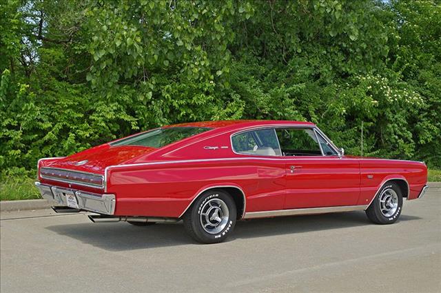 1967 Dodge Charger Hatchback 4D