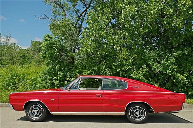 1967 Dodge Charger Hatchback 4D