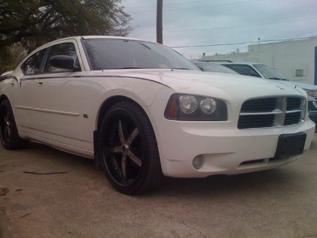 2006 Dodge Charger Base