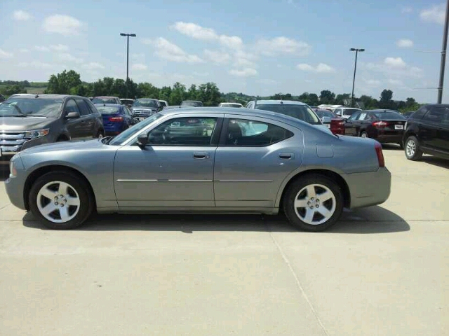 2006 Dodge Charger SE