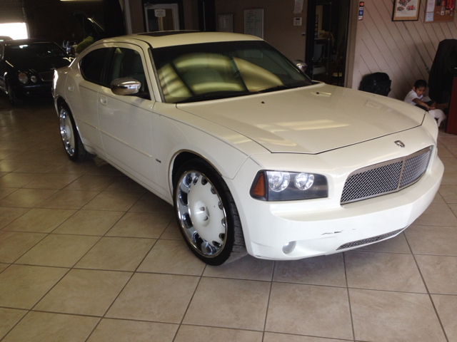 2006 Dodge Charger Deluxe Convertible