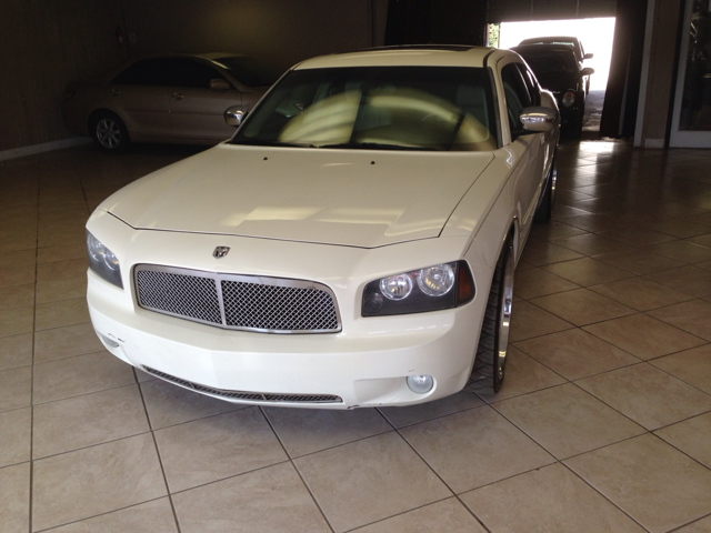 2006 Dodge Charger Deluxe Convertible