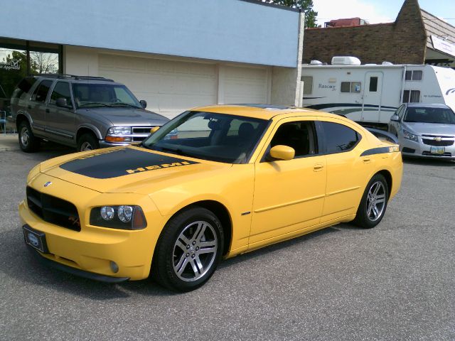 2006 Dodge Charger Deluxe Convertible